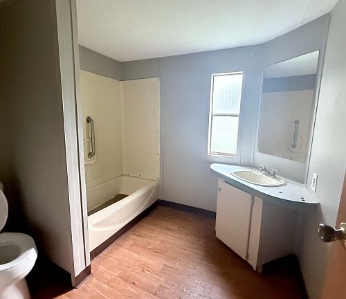 5th image of 135 Reagan Ln