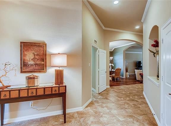 4th image of 306 Indian Springs Ct