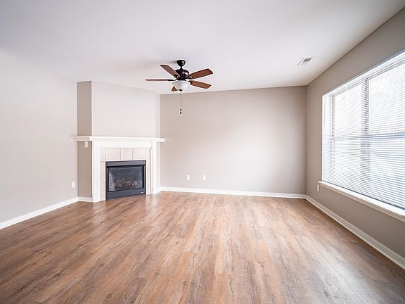2nd image of 5616 Jackies Dr