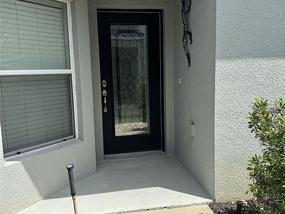 4th image of 788 Featherstone Ln