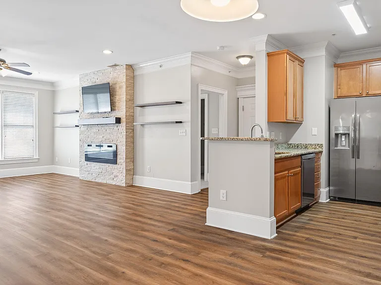 423 Waterford Lake Dr — Photo 25