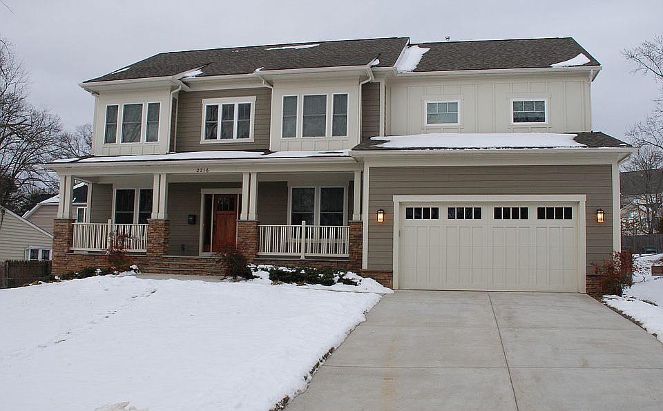 2nd image of 2216 Boxwood Dr