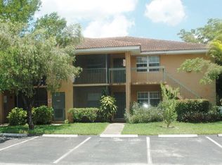 700 NW 103rd Ter #101, Hollywood, FL 33026