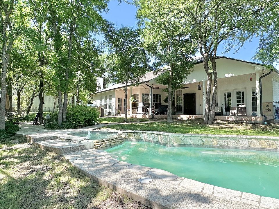 1st image of 110 Post Oak Ct