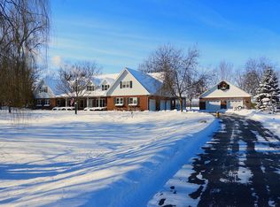 4489 Sand Pit Rd, Oshkosh, WI 54904