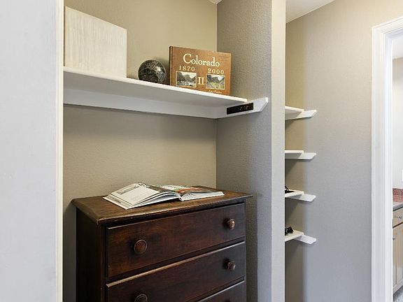 Walk-in closet