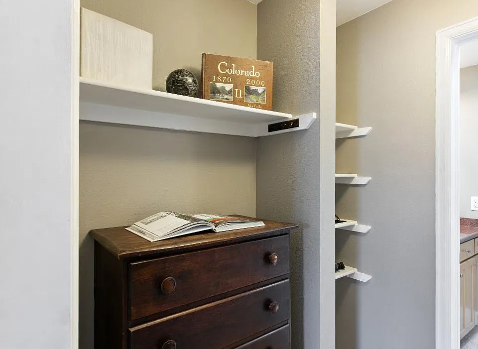 Walk-in closet