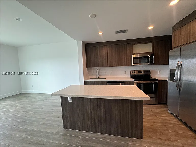 1938 Jackson St #503 — Photo 10
