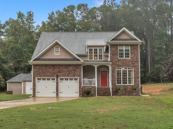 1021 Mountain Laurel Dr, Raleigh, NC 27603