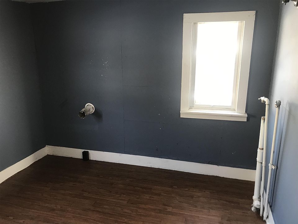 Laundry Room. Electric