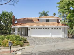 22515 Calipatria Dr, Calabasas, CA 91302