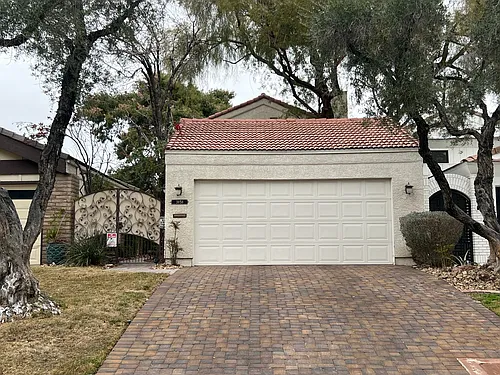 3151 Bel Air Dr Photo 1