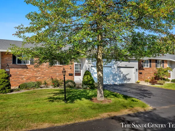 1515 Meadow Ln #58, Grand Haven, MI 49417