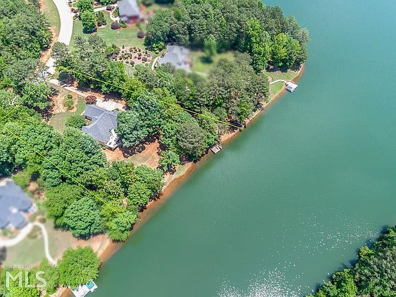 3rd image of 840 Huiet Dr
