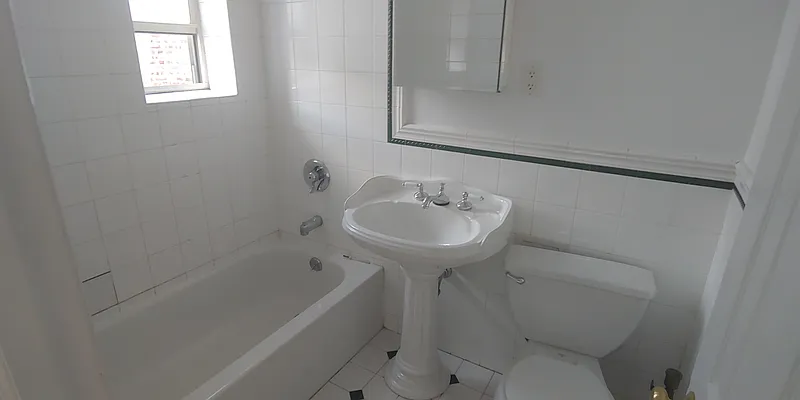 Rented by (Legacy) NY Quality Living Uptown | media 28