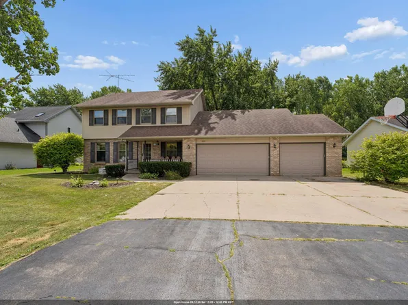 1029 Highland Park Rd, Neenah, WI 54956