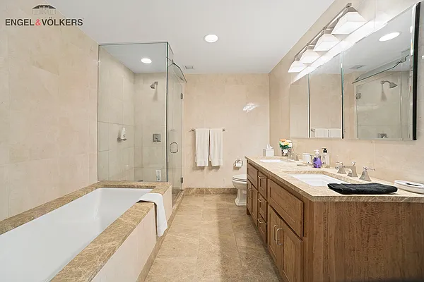 Rented by Engel & Völkers New York City | media 11