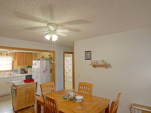 2nd image of 556 Broadway St