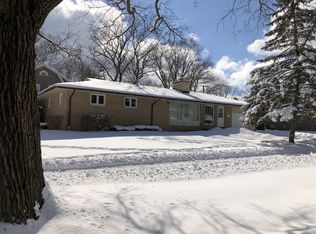 277 Park Ave, Lake Forest, IL 60045