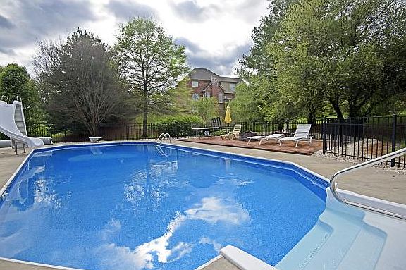 3rd image of 1113 Wiembley Dr