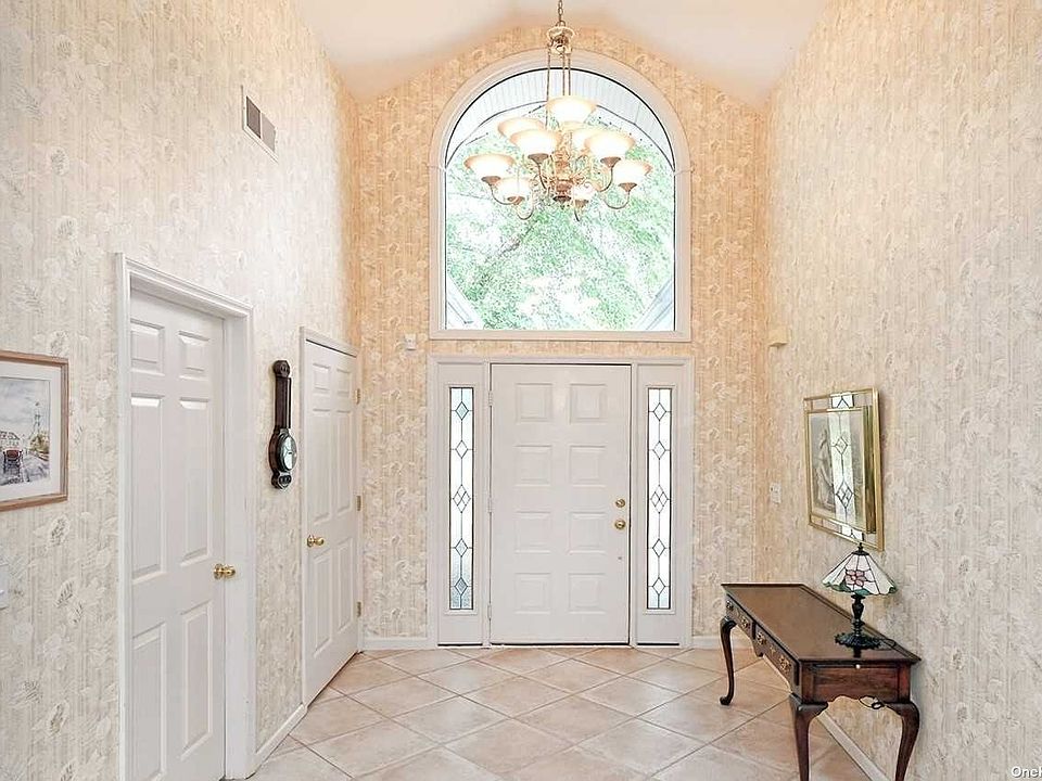 83 Redan Drive, Smithtown, NY 11787 Zillow