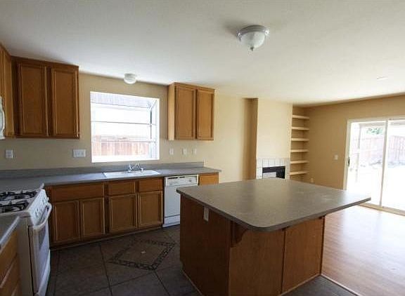 5th image of 27483 Sierra Madre Dr