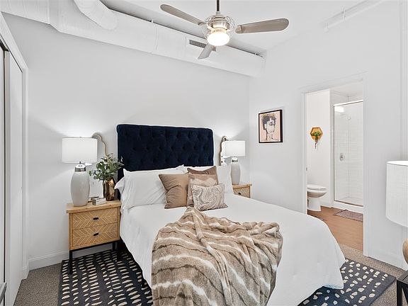 5th image of 4535 Forest Park Ave #C111