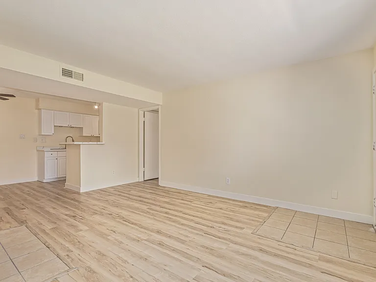 5995 N 78th St #1037 — Photo 17