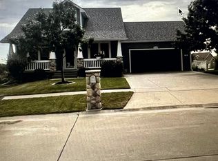 4137 Taneil Dr, Manhattan, KS 66502