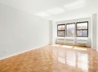 200 E 15th St APT 4B, New York, NY 10003
