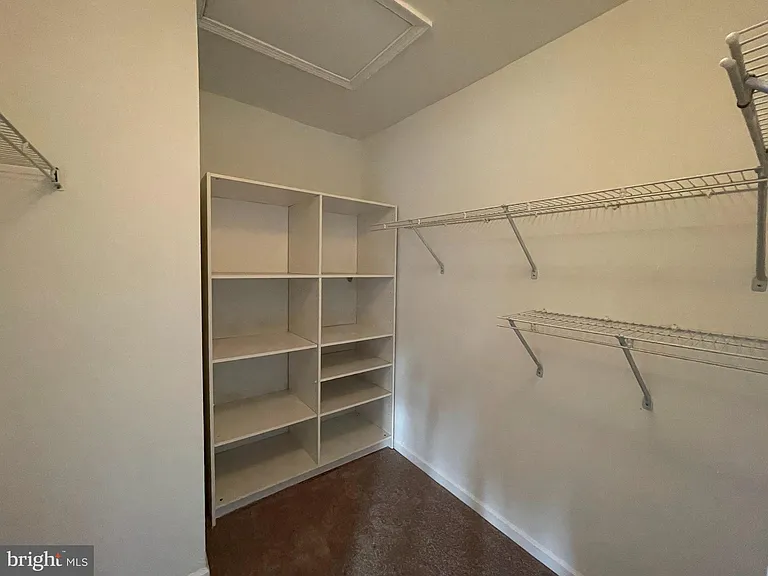 4106 Hazelwood Ct — Photo 16