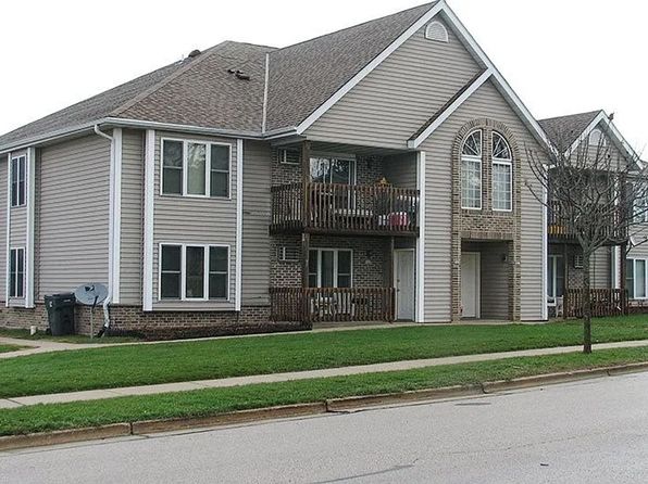 602-608 Random Lake Rd