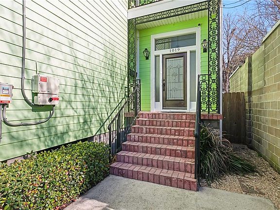 3rd image of 1019 Leonidas St