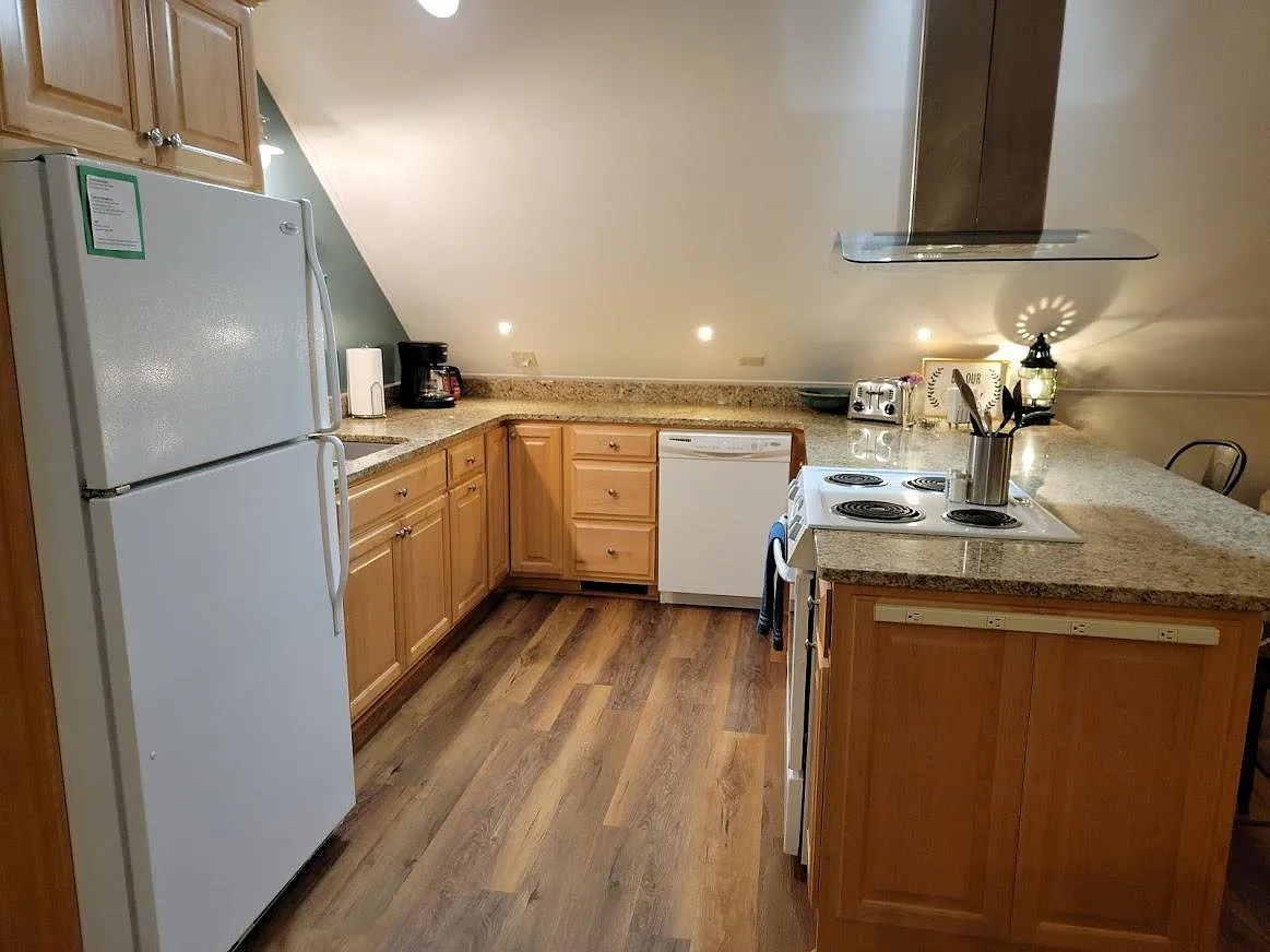 1 bed, 950 sqft, $1,895 — Photo 2