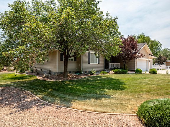 4th image of 2229 W 2350 N