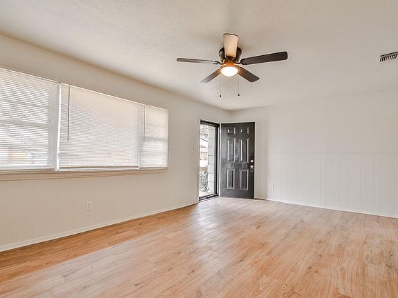 5th image of 4406 Kemper St