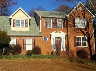 1885 Rockside Ln, Snellville, GA 30078