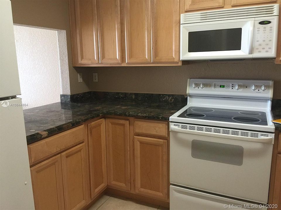 1st image of 9480 Tangerine Pl APT 203