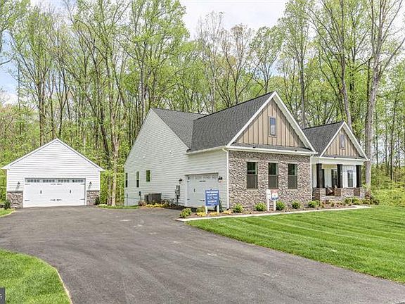 2nd image of 188 Hampstead Farm Ln