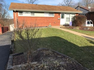354 Princeton Dr, Pittsburgh, PA