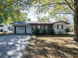 214 Shady Grove Rd, Sparta, MO 65753