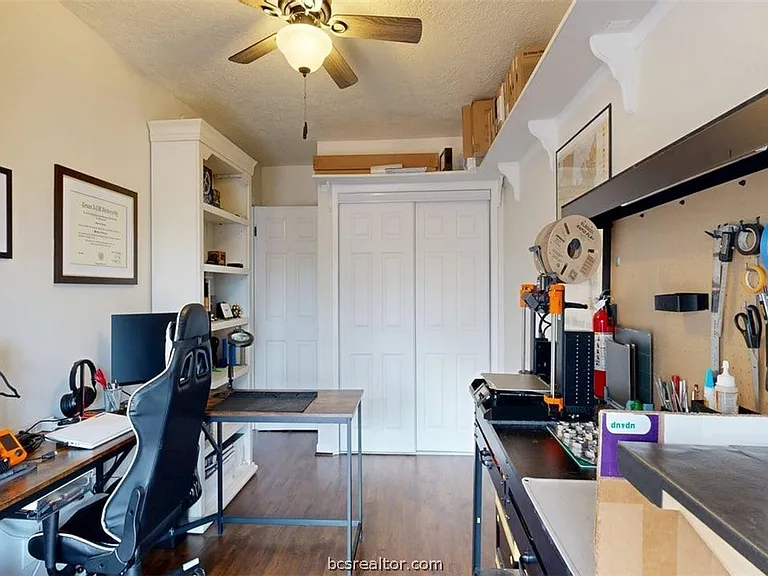 3808 Plainsman Ln — Photo 16