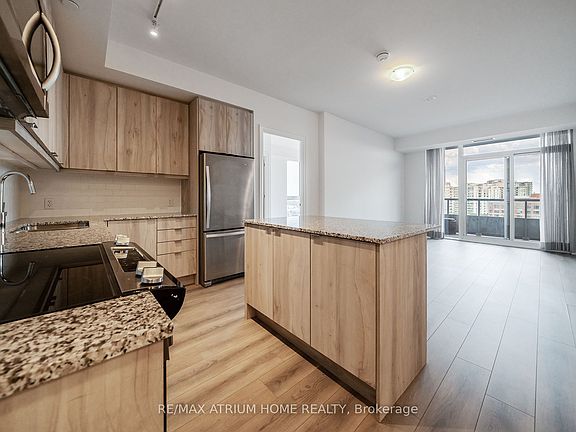 4th image of 10 Gatineau Dr #1004