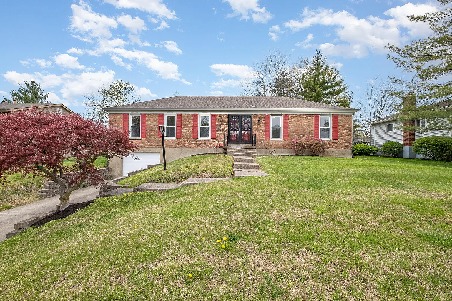 1019 Clubhouse Dr photo 1