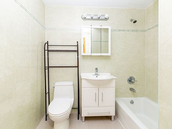 4th image of 4506 64th St APT 5E