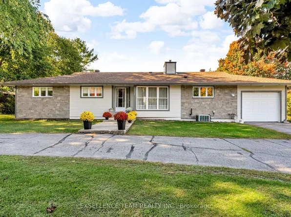 7 Hillview Cir, Champlain, ON K0B 1R0