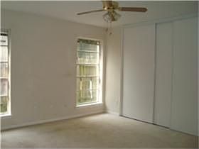 5th image of 1714 Castle Creek Dr