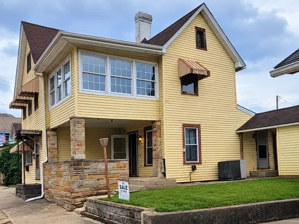 220 7th St, Wellsville, OH 43968