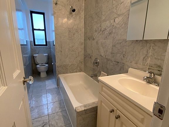 2nd image of 125 Christopher St APT 5F