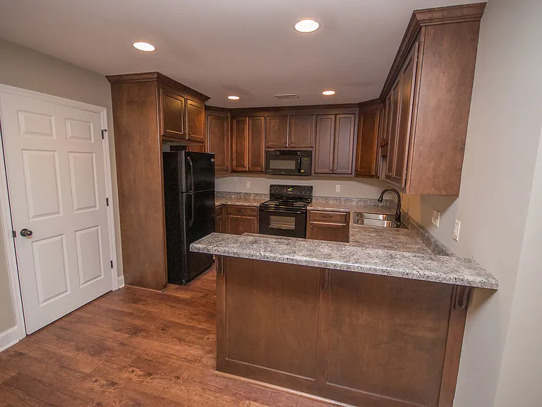 25267 Everblake Dr — Photo 10
